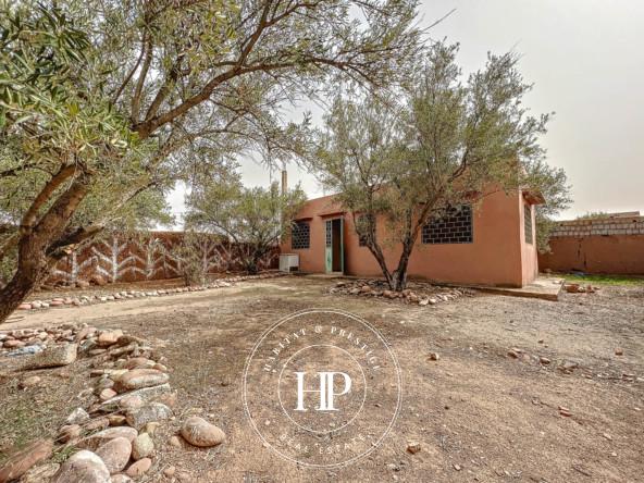 Vente-immobilière-Villa-avec-grand-terrain-Gros-potentiell-Marrakech-27